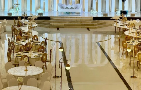 Cas d'ing&eacute;nierie de tuiles JBN&nbsp;: salle de mariage d'Oman